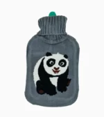 Bola de Agua Caliente (Guatero) 2000ml Hermosos diseños de Panda y colores. para mantener las manos calientes durante el invierno